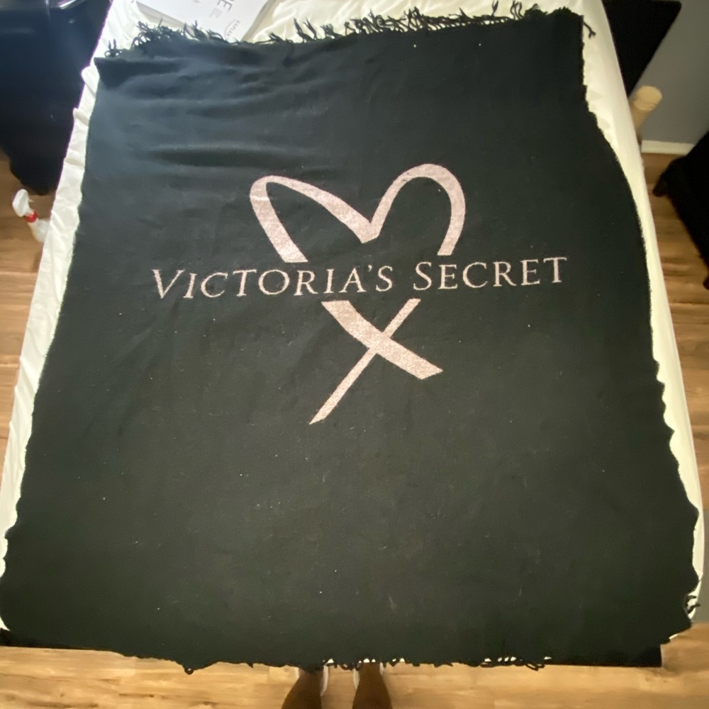 Black, gray, and pink Victoria's Secret blanket